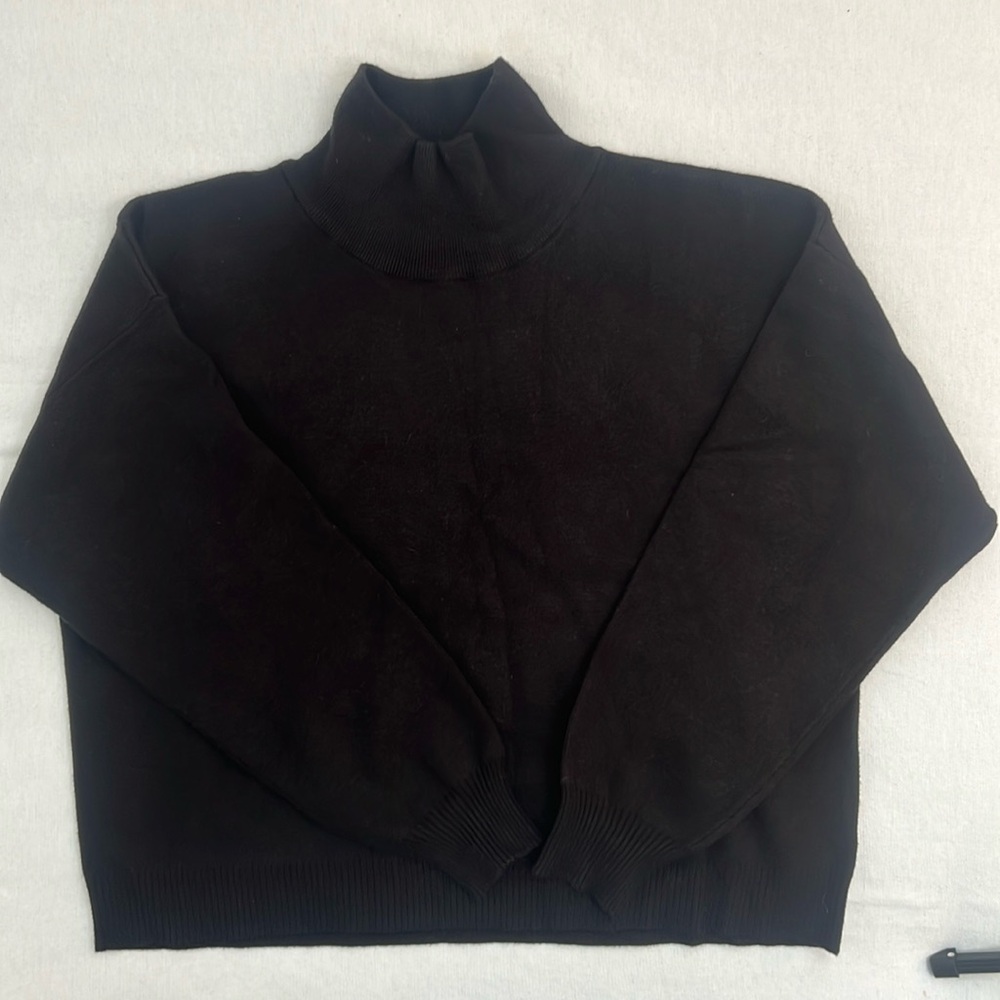 Vici Black Sweater